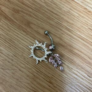 Belly button jewelry